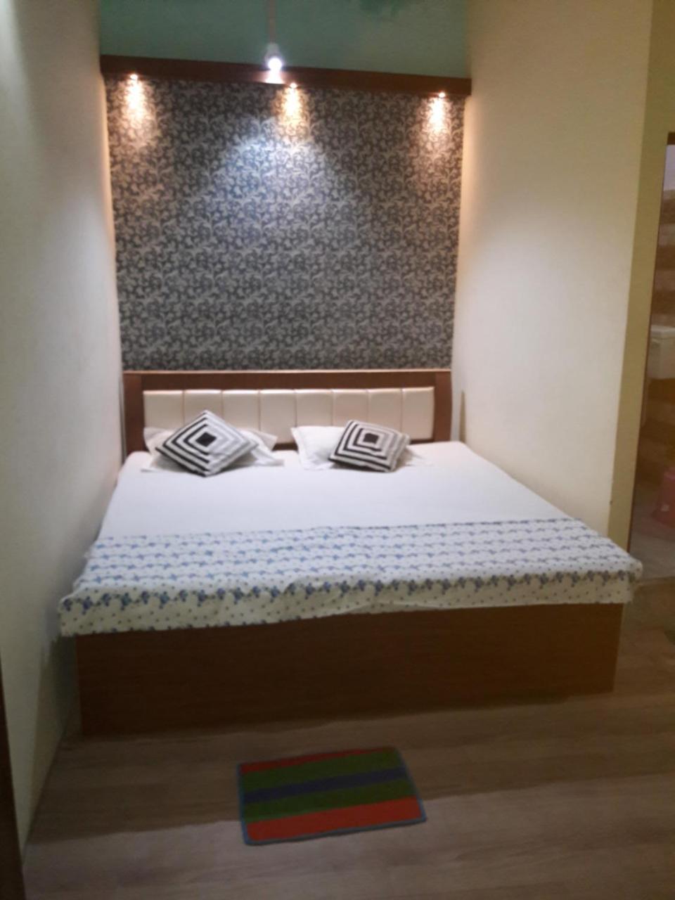 Buddha Guest House Βαρανάσι Εξωτερικό φωτογραφία