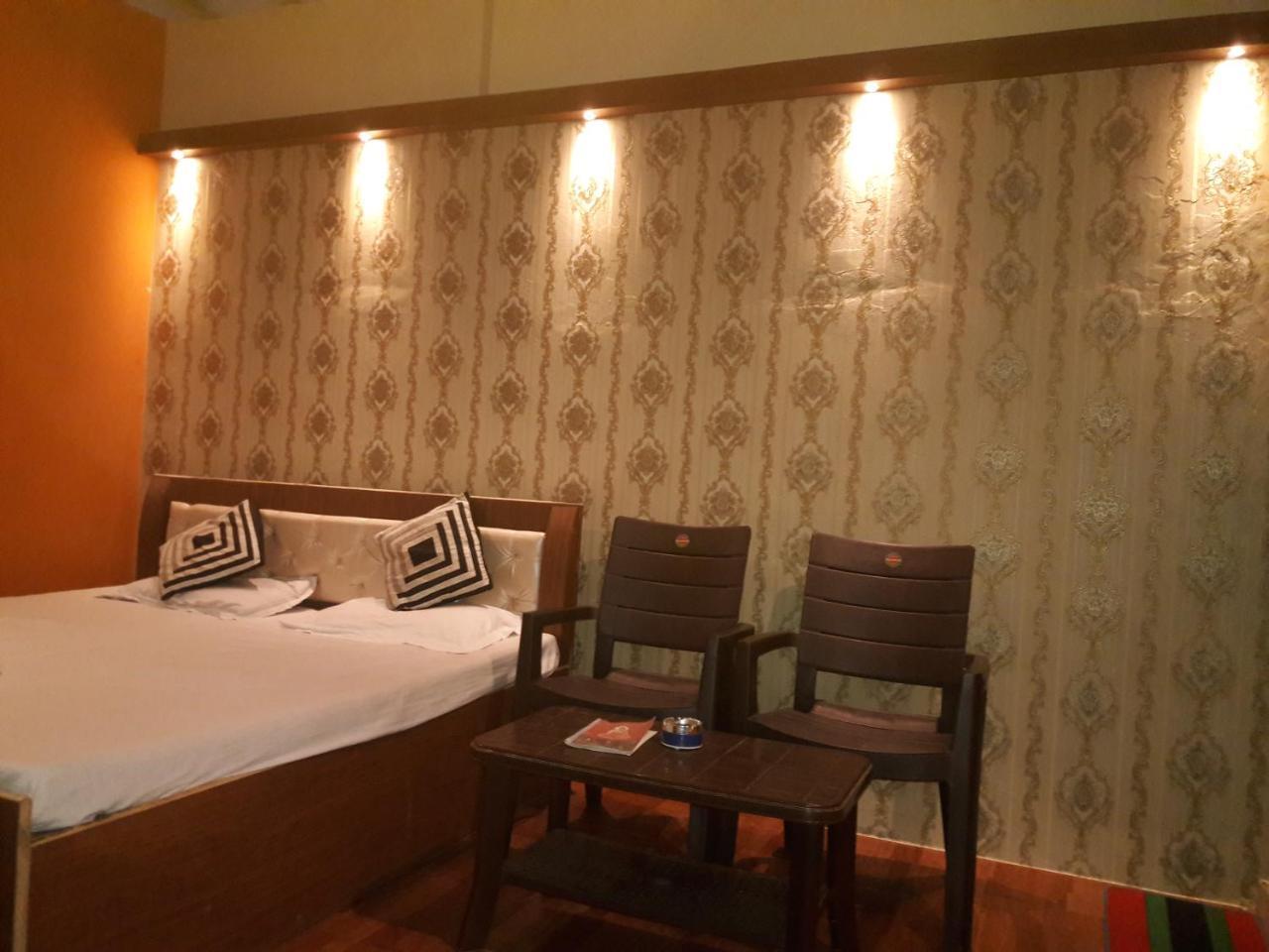 Buddha Guest House Βαρανάσι Εξωτερικό φωτογραφία