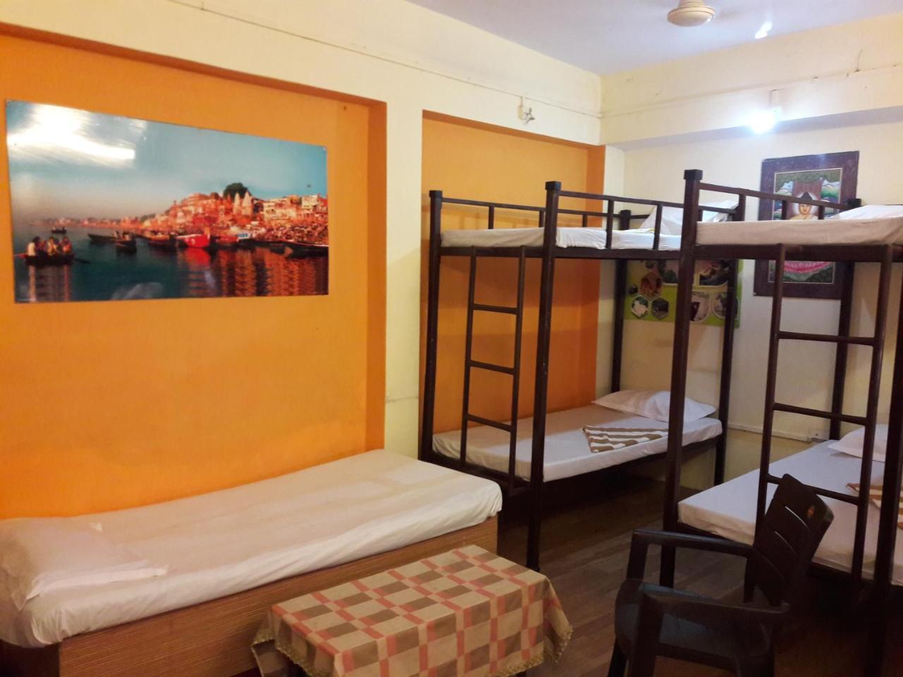 Buddha Guest House Βαρανάσι Εξωτερικό φωτογραφία