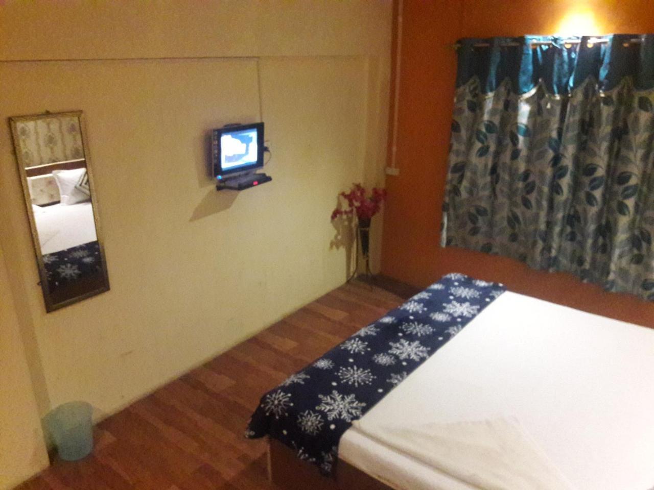 Buddha Guest House Βαρανάσι Εξωτερικό φωτογραφία
