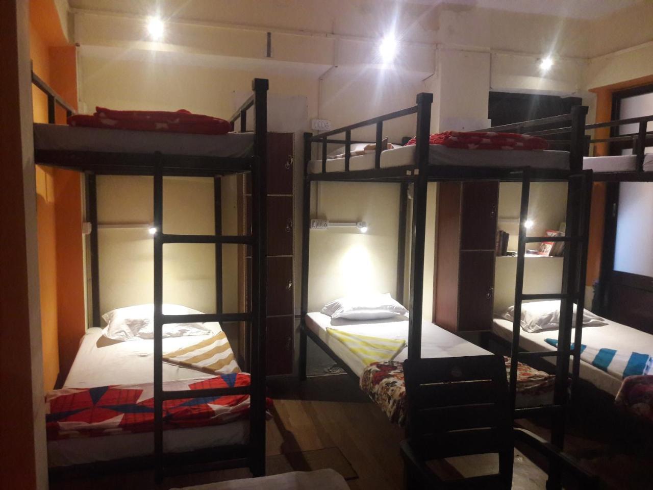 Buddha Guest House Βαρανάσι Δωμάτιο φωτογραφία