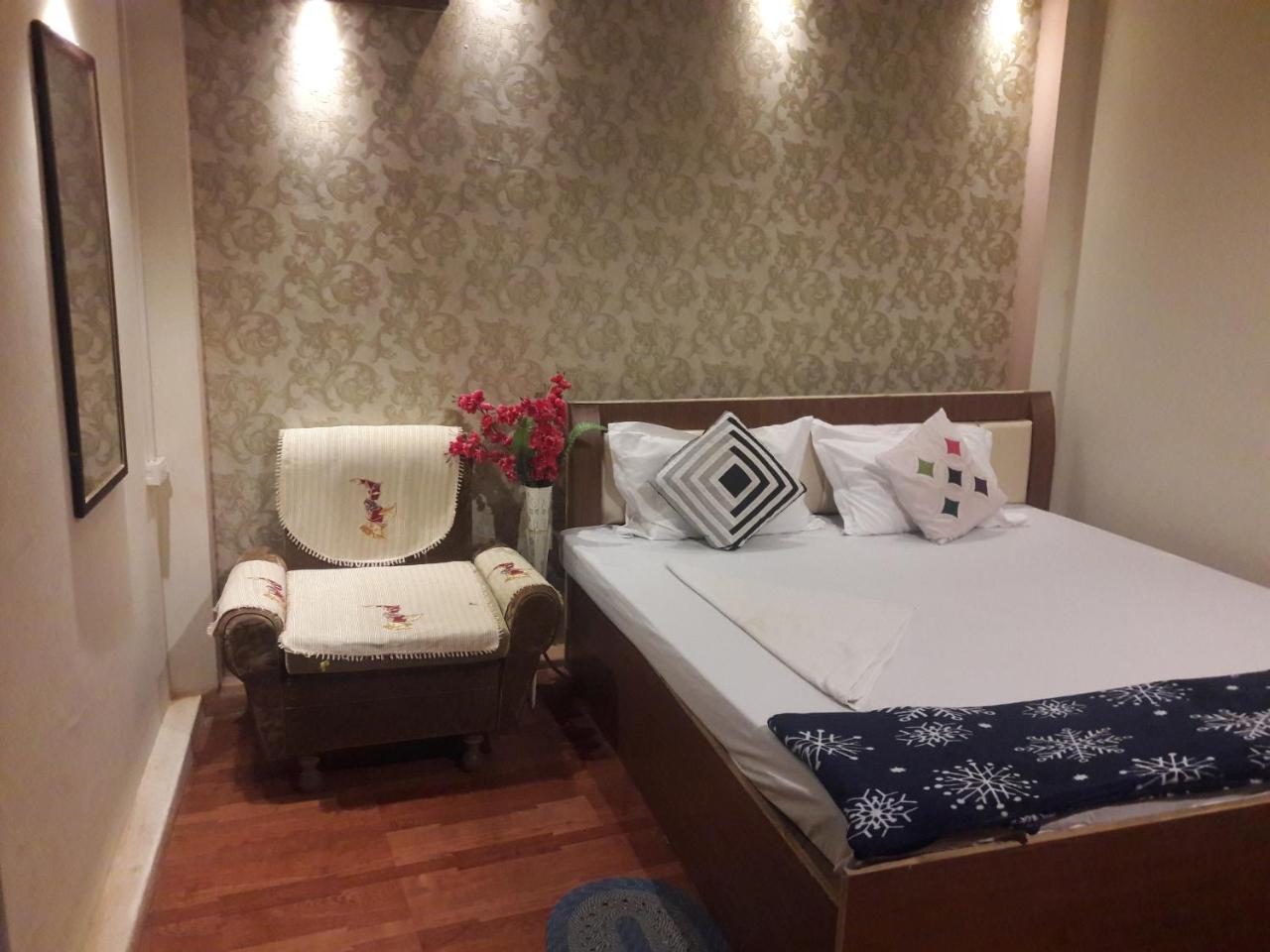 Buddha Guest House Βαρανάσι Εξωτερικό φωτογραφία