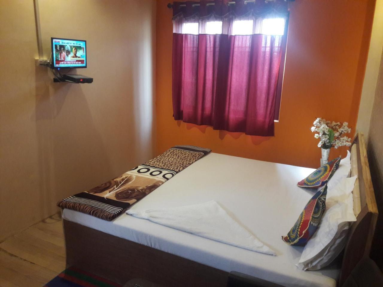 Buddha Guest House Βαρανάσι Εξωτερικό φωτογραφία
