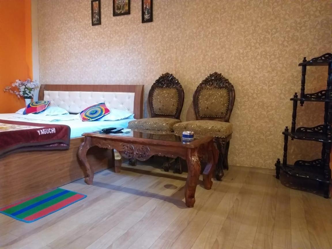 Buddha Guest House Βαρανάσι Εξωτερικό φωτογραφία