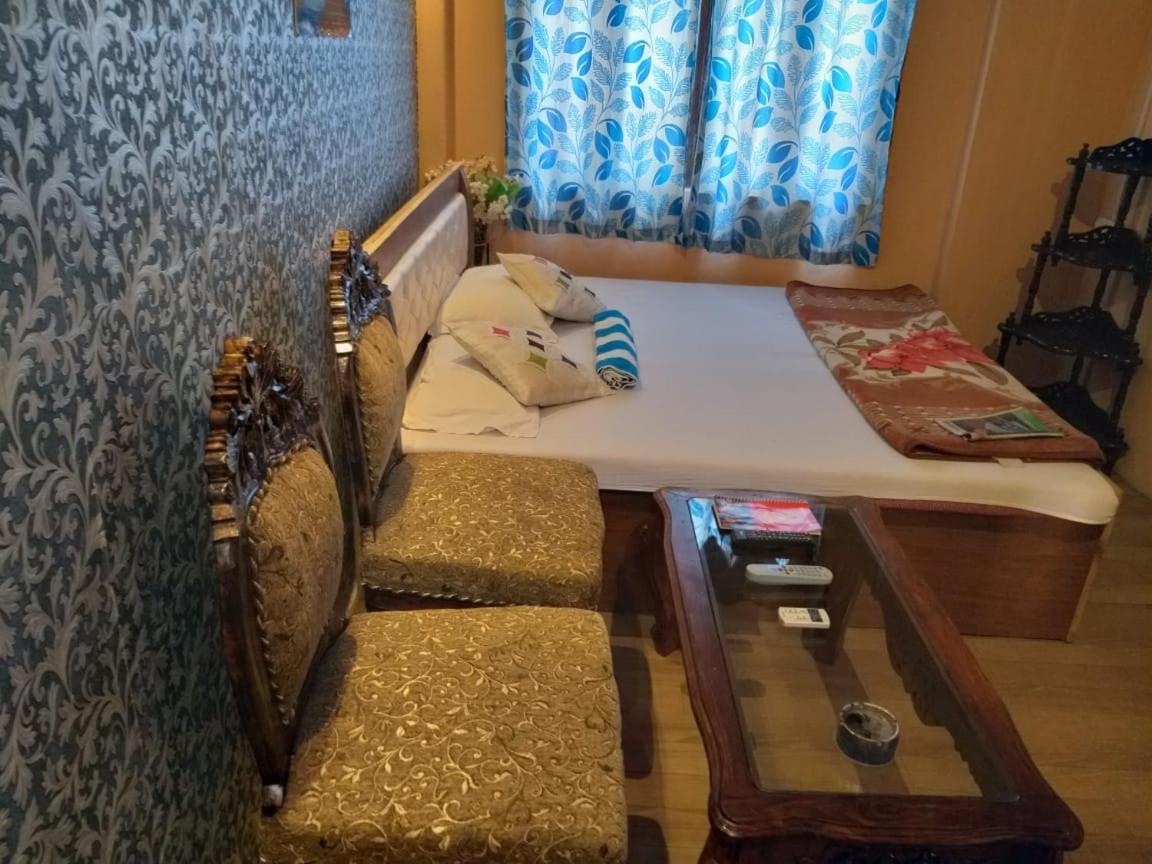 Buddha Guest House Βαρανάσι Εξωτερικό φωτογραφία
